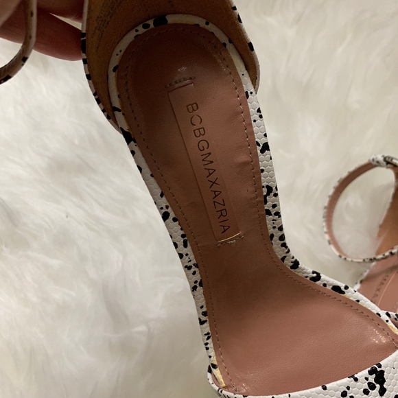 BCBGMAXAZRIA Elletta Heels - Picture 3 of 5